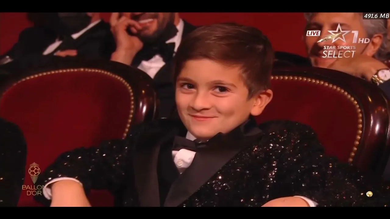 Leo messi wins the ballon d'or 2021 for 7th times.