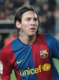 Les fans de Lionel Messi se déchaînent devant un clip viral de la star de l’Inter Miami faisant s’écraser deux adversaires alors qu’il rend la MLS facile