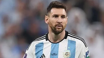 Le dieu du football, Leo Messi, n’aurait pas grandi sans traitement hormonal. En plus de ses trois fils, il envisage d’avoir une fille