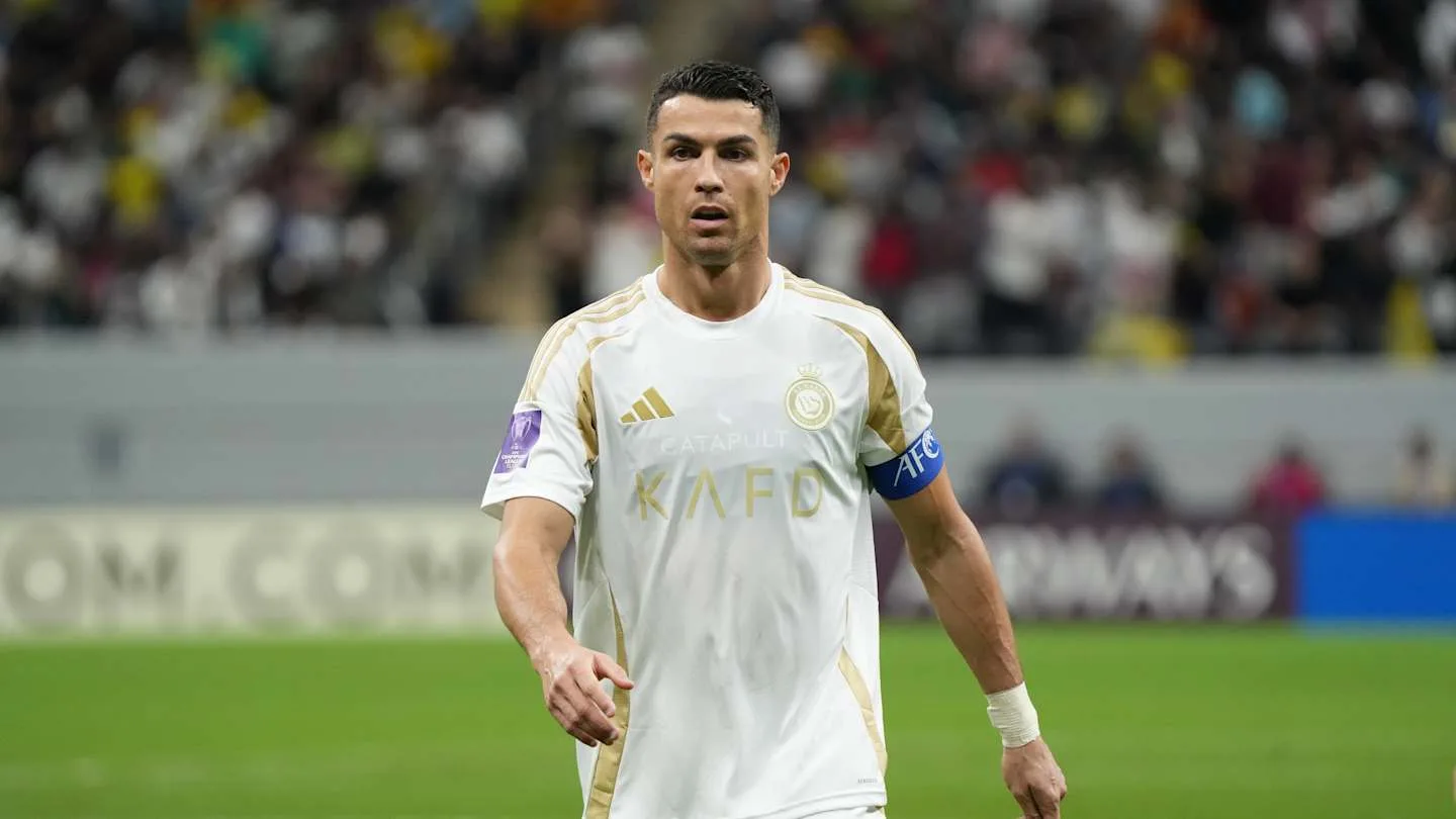 Regardez la réponse simple de Cristiano Ronaldo aux chants de Lionel Messi par les fans de l’opposition