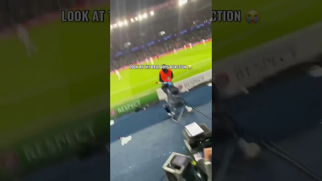 The moment Messi scored his first goal for PSG #messi