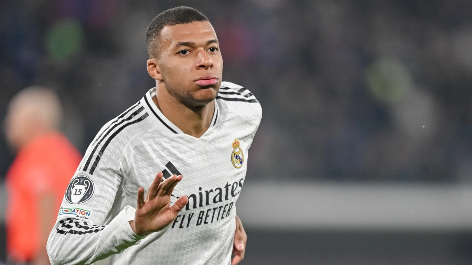 Kylian Mbappe n’a été amélioré que par Lionel Messi alors qu’il atteint un superbe jalon en Ligue des champions avant sa blessure