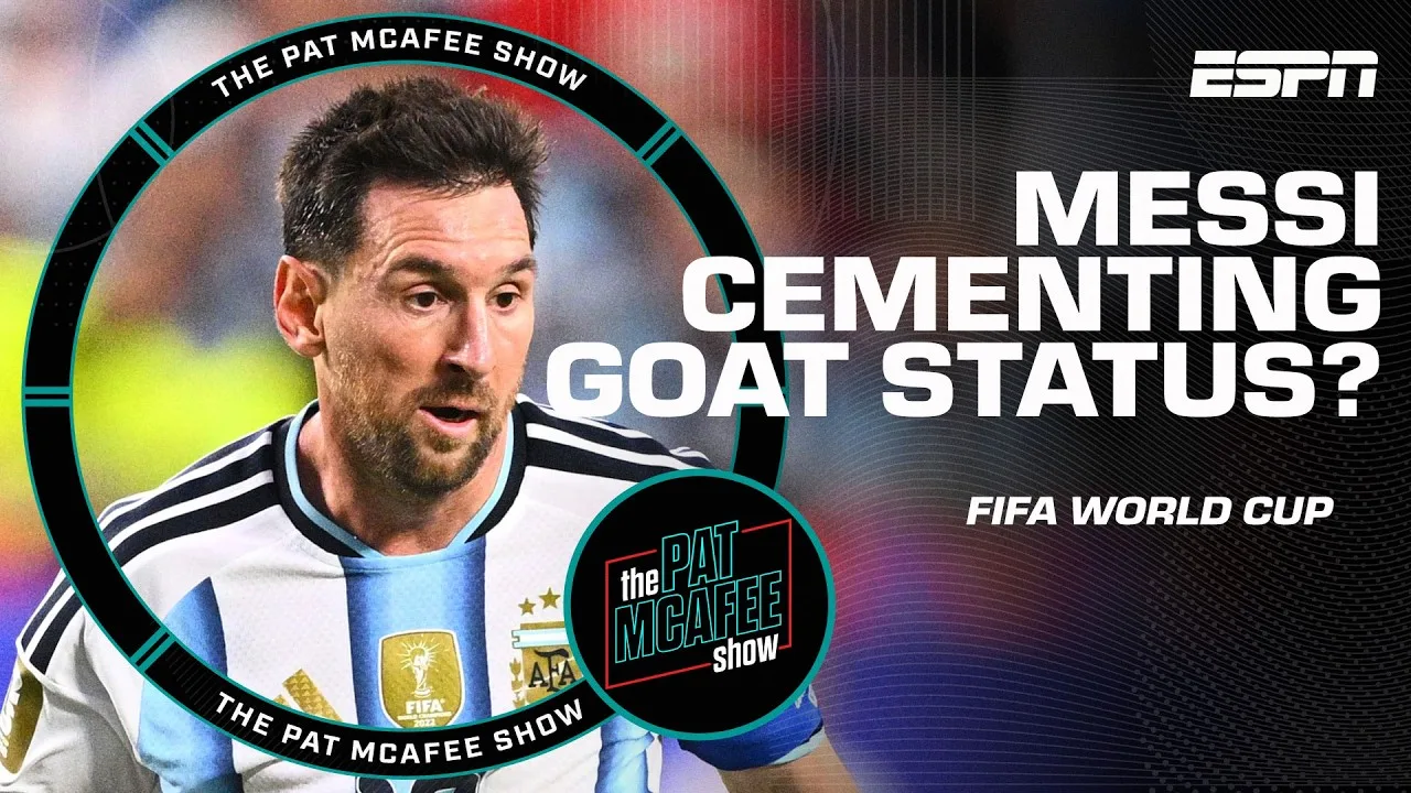 « REGARDEZ LE PETIT ! » 😂 Pat McAfee sur le HAT TRICK de Lionel Messi 🎩 | Le spectacle de Pat McAfee