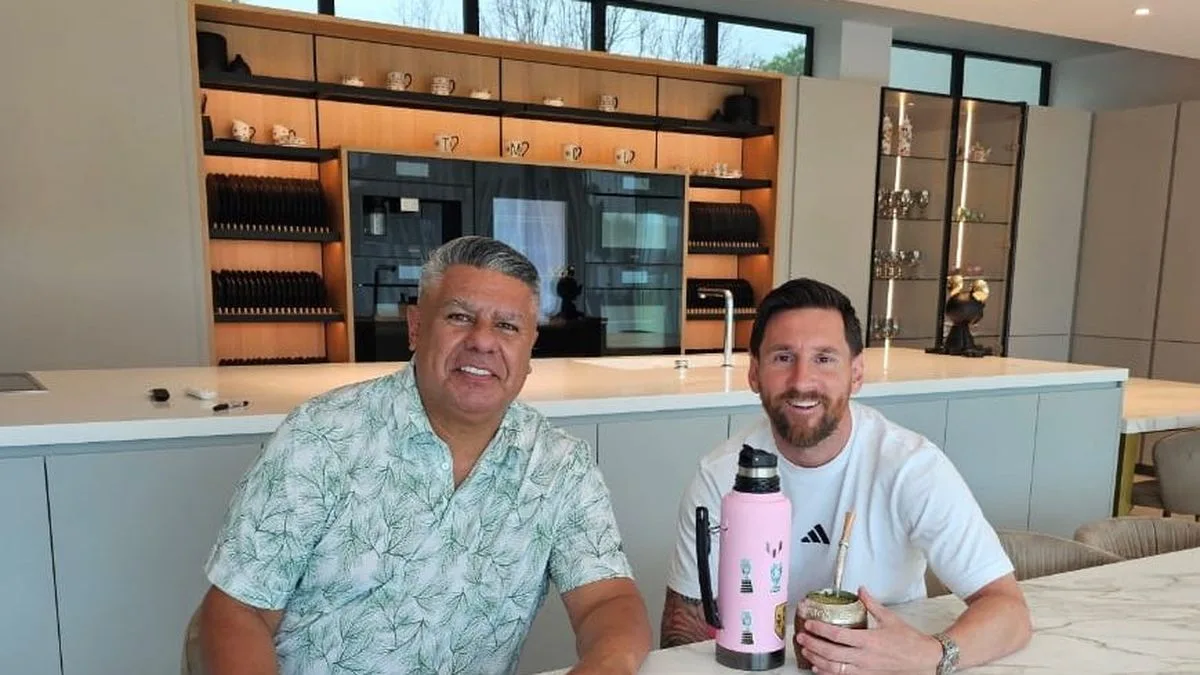 Lionel Messi et Chiqui Tapia ont dit au revoir à l’année avec leur pur compagnon
