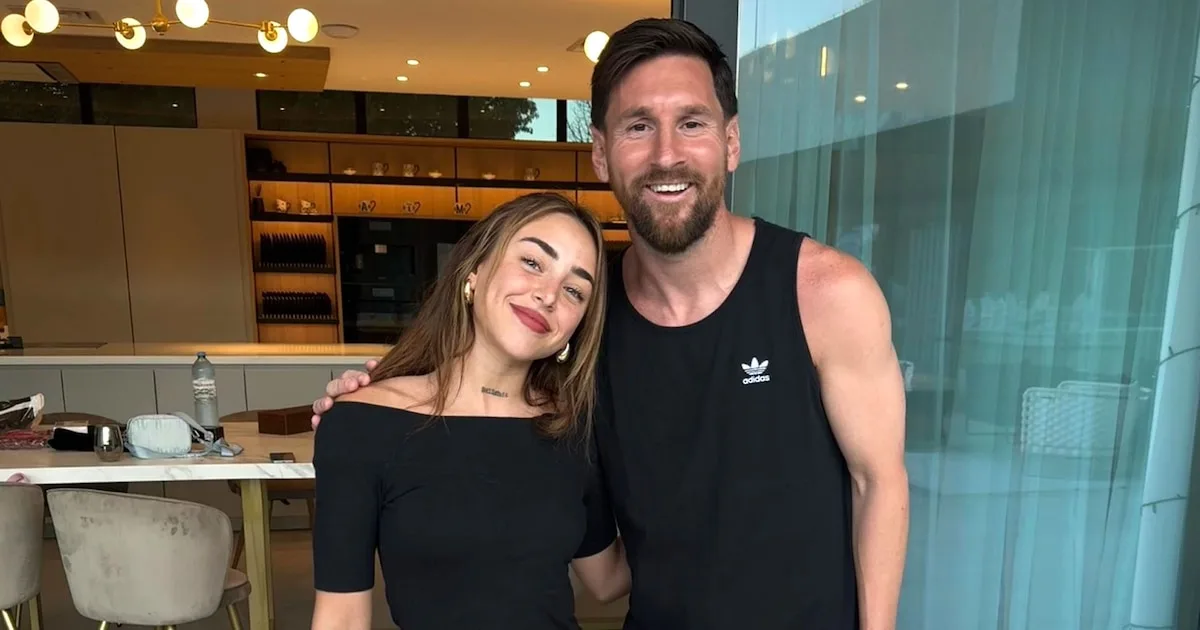 La rencontre entre Lionel Messi et la chanteuse de Rosario Nicki Nicole après Noël