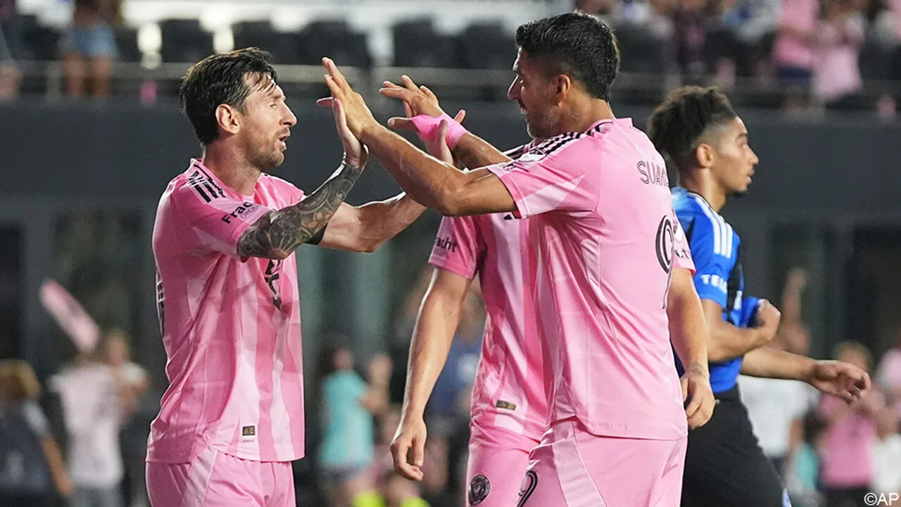 Comme dans leur apogée à Barcelone: Lionel Messi et Luis Suarez marquent tous les deux 2 buts