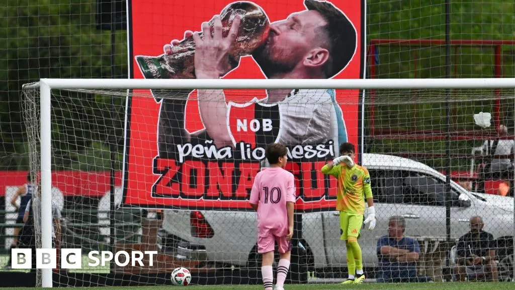 Thiago, le fils de Lionel Messi, joue pour l’Inter Miami lors de la Newell’s Cup à Rosario