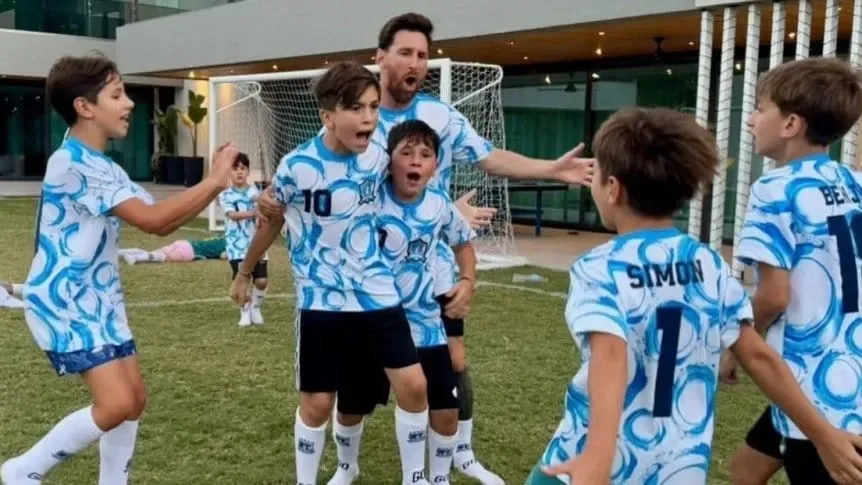 Lionel Messi a commencé 2025 avec un titre unique : la photo émouvante avec ses enfants après avoir remporté un duel familial à Rosario