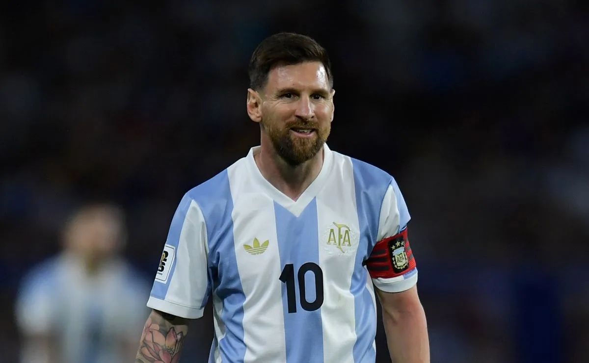 Le champion argentin de la Coupe du monde nomme le meilleur joueur du monde après Lionel Messi : « Seulement un pas derrière »