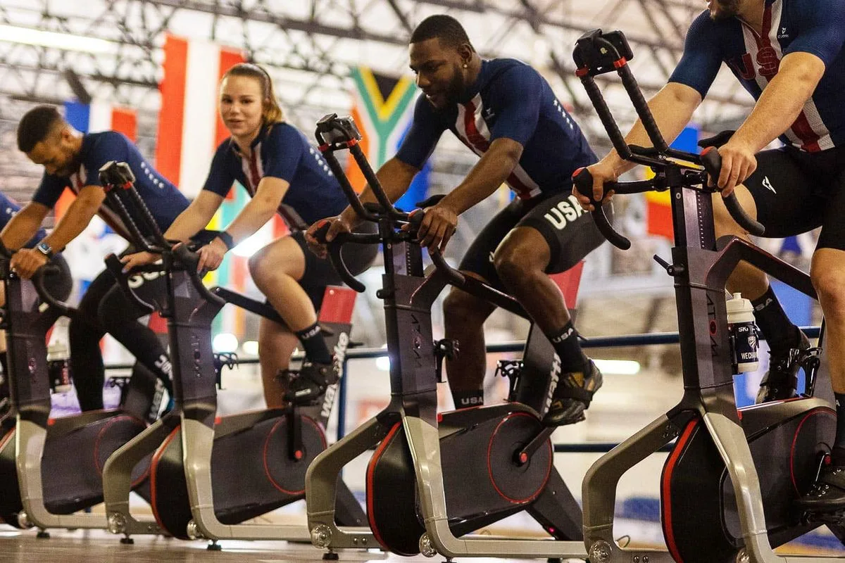 Reconnu par Chloé Dygert, Lionel Messi, Alex Ovechkin et LeBron James – le Wattbike Atom bénéficie de 600 $ de réduction ce Black Friday