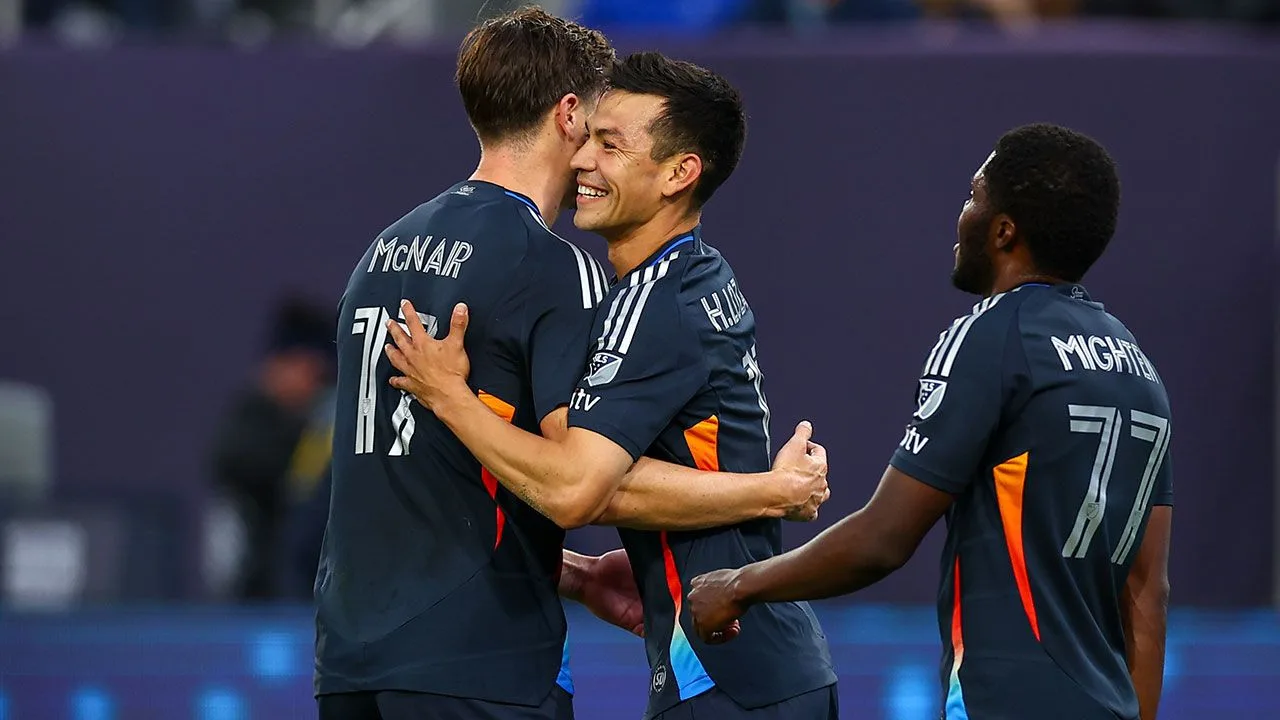 « Chucky » Lozano, avec Leo Messi dans l’équipe MLS idéale