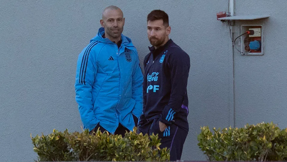 un proche de Lionel Messi nommé entraîneur
