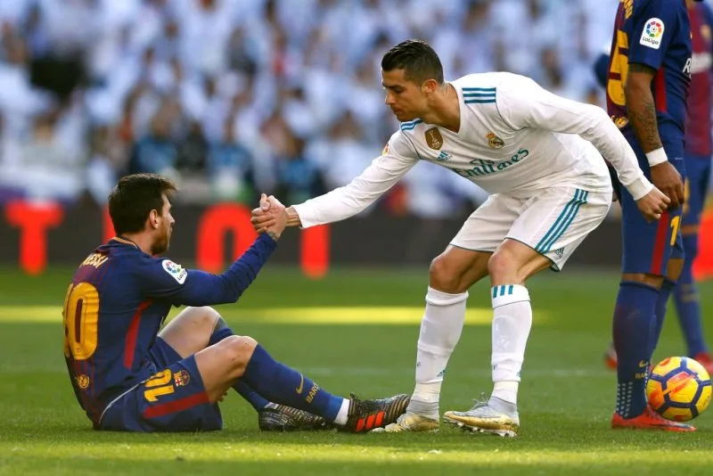 C’est le footballeur le plus riche du monde, les revenus cumulés de Cristiano Ronaldo et Lionel Messi ne suffisent toujours pas à égaler sa richesse ! : Okézone Bola