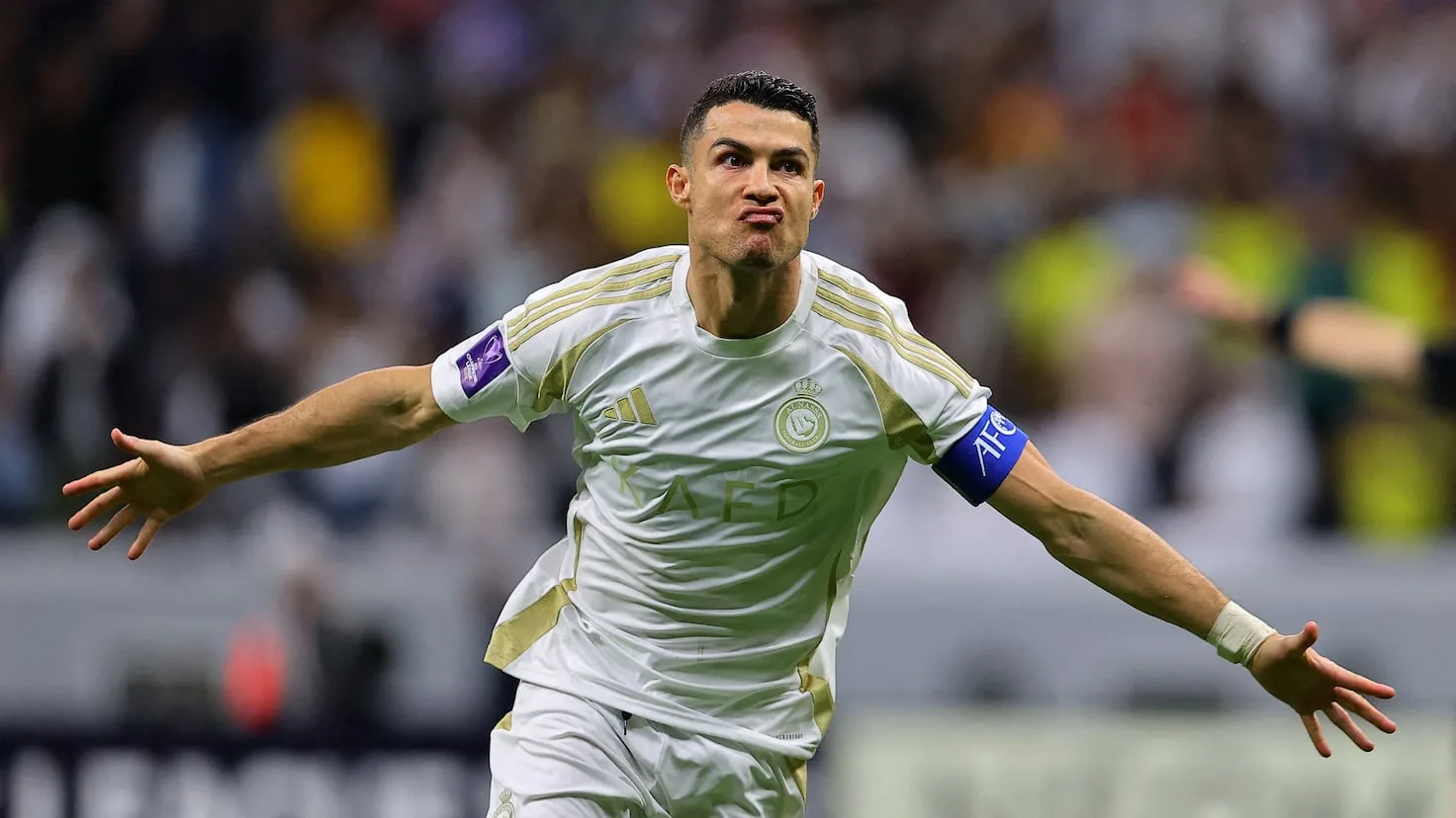 Cristiano Ronaldo devance Lionel Messi alors que de nouveaux records chutent