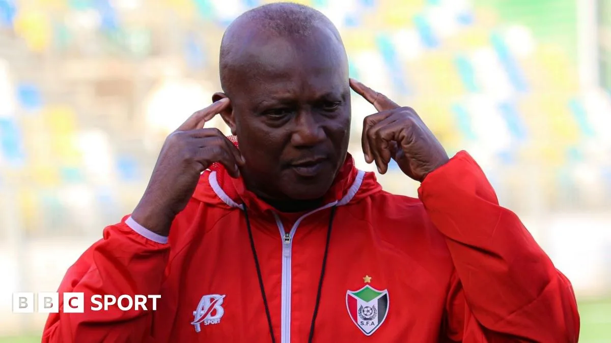 Kwesi Appiah demande aux joueurs soudanais de se sentir comme Lionel Messi ou Cristiano Ronaldo
