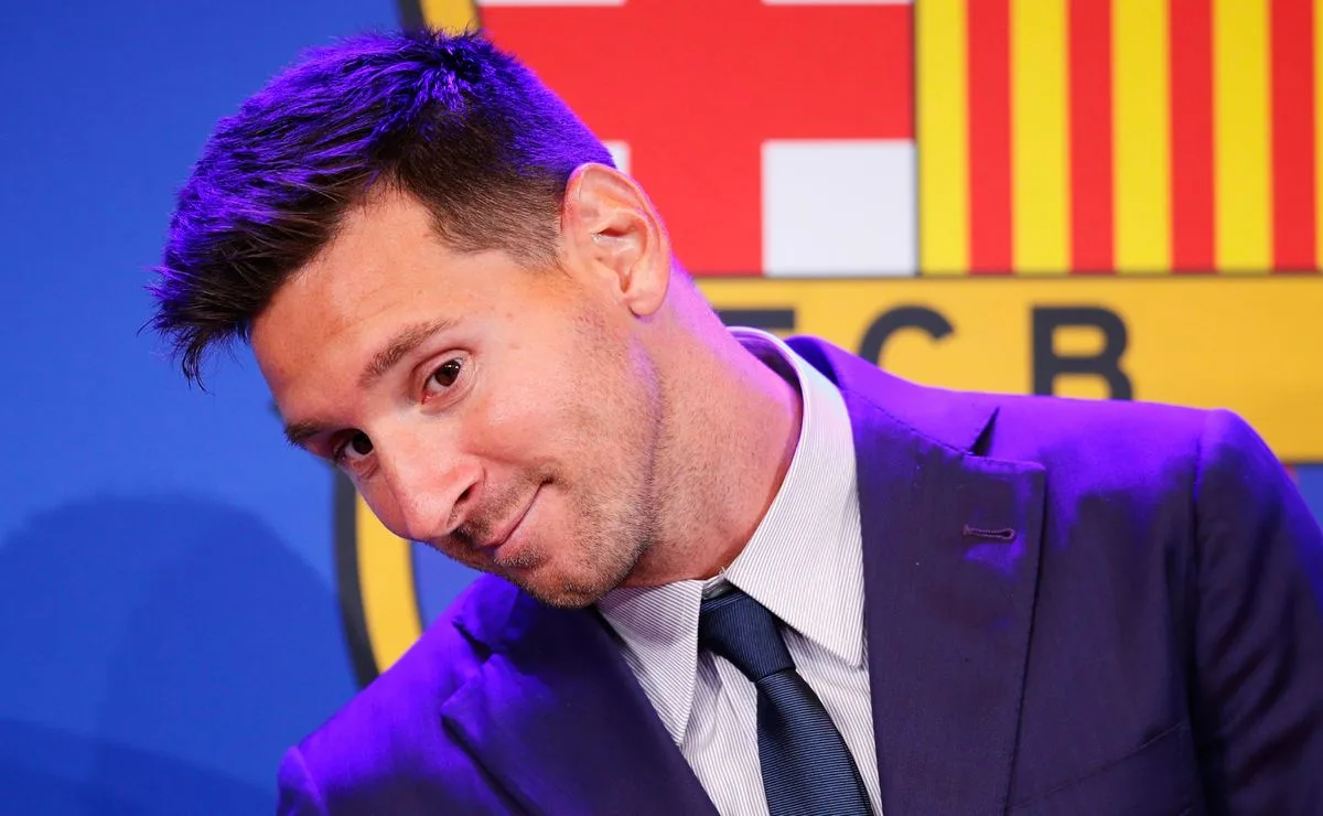 Lionel Messi délivre un message aux stars de Barcelone Yamal et Lopez après les Golden Boy Awards