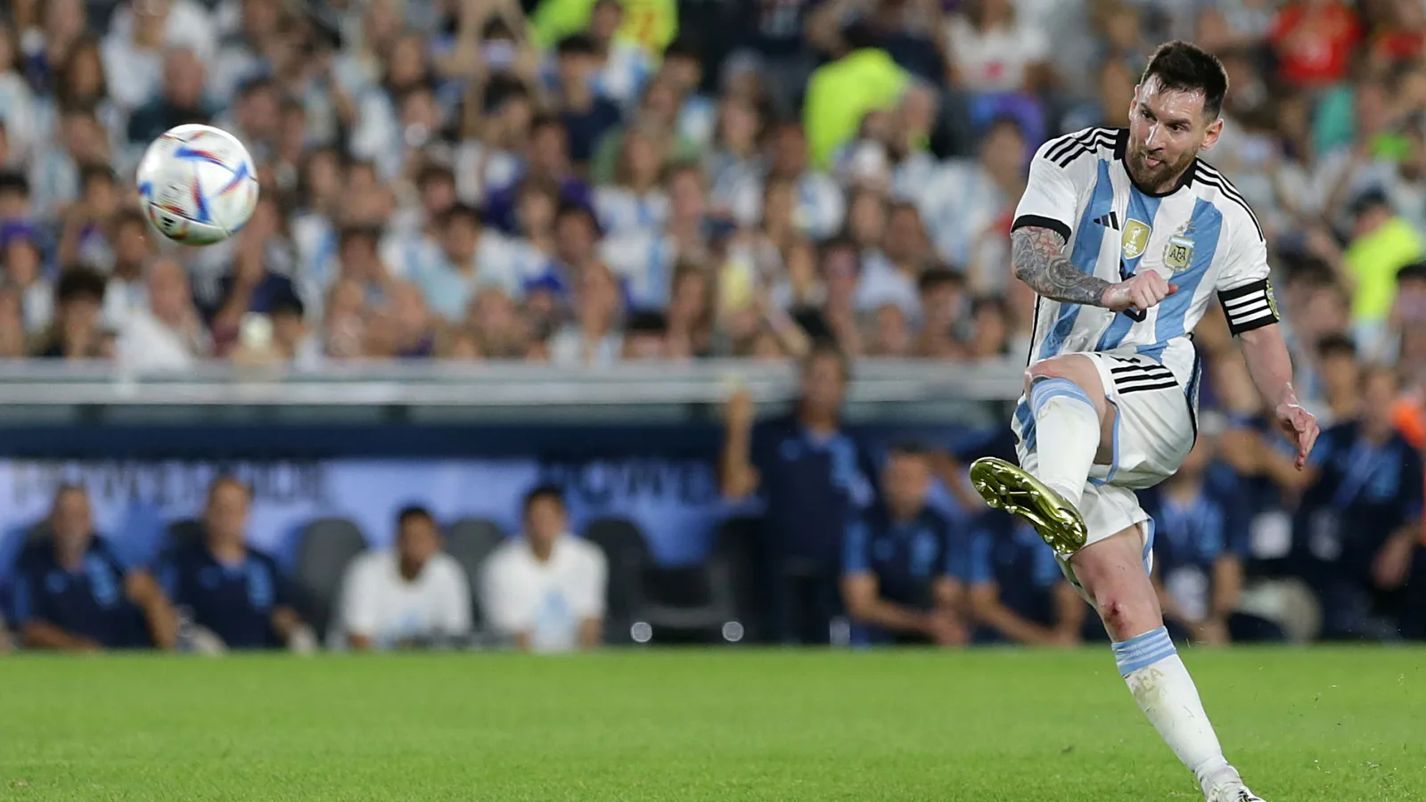 De Cristiano Ronaldo et Lionel Messi à Pelé et David Be…
