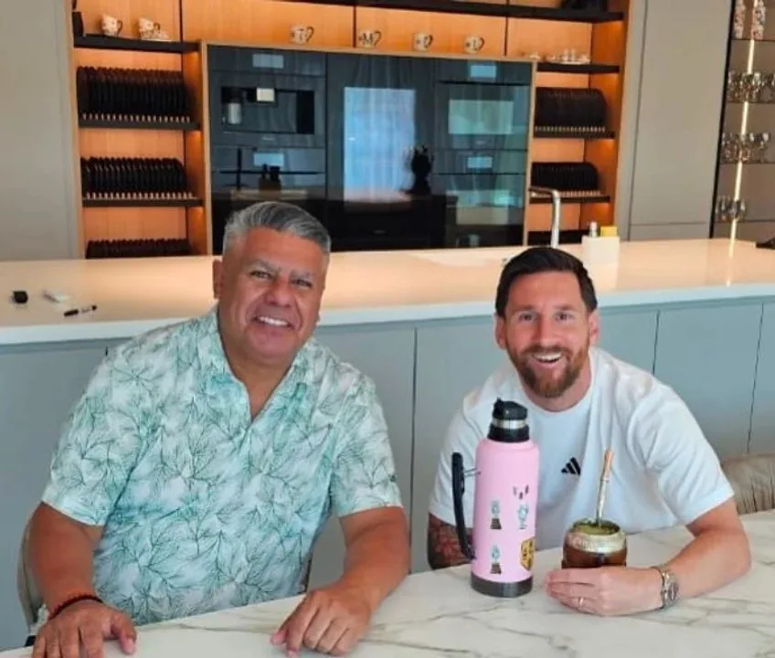 Lionel Messi et Claudio Tapia ont dit au revoir à 2024 avec un pur compagnon