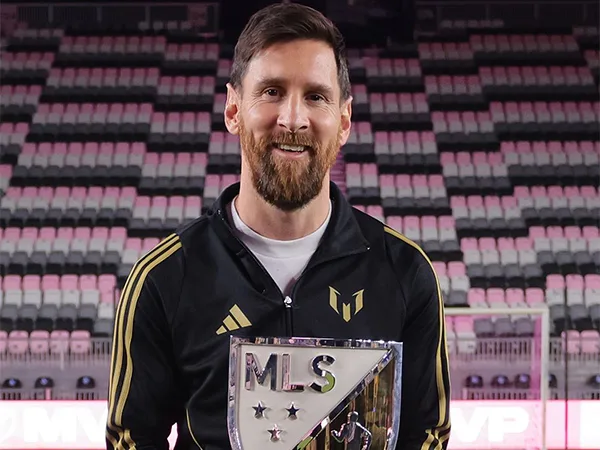 Lionel Messi remporte le titre de MVP de la MLS après une saison record avec l’Inter Miami