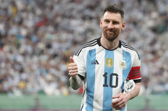 La légende du football Lionel Messi en visite en Azerbaïdjan