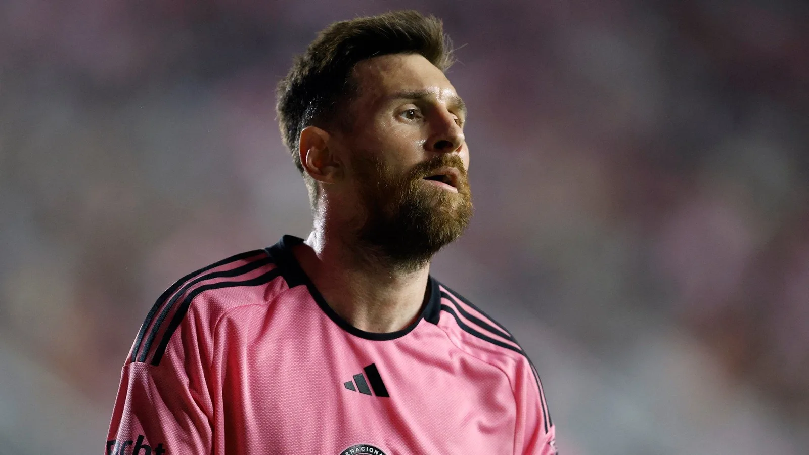 « Trouvez un moyen d’être à Washington ! » – Lionel Messi a critiqué le camouflet de Joe Biden alors que l’ex-star de l’USMNT, Alexi Lalas, remet en question la « étrange » décision d’attribuer la Médaille présidentielle de la liberté au capitaine de l’Inter Miami.