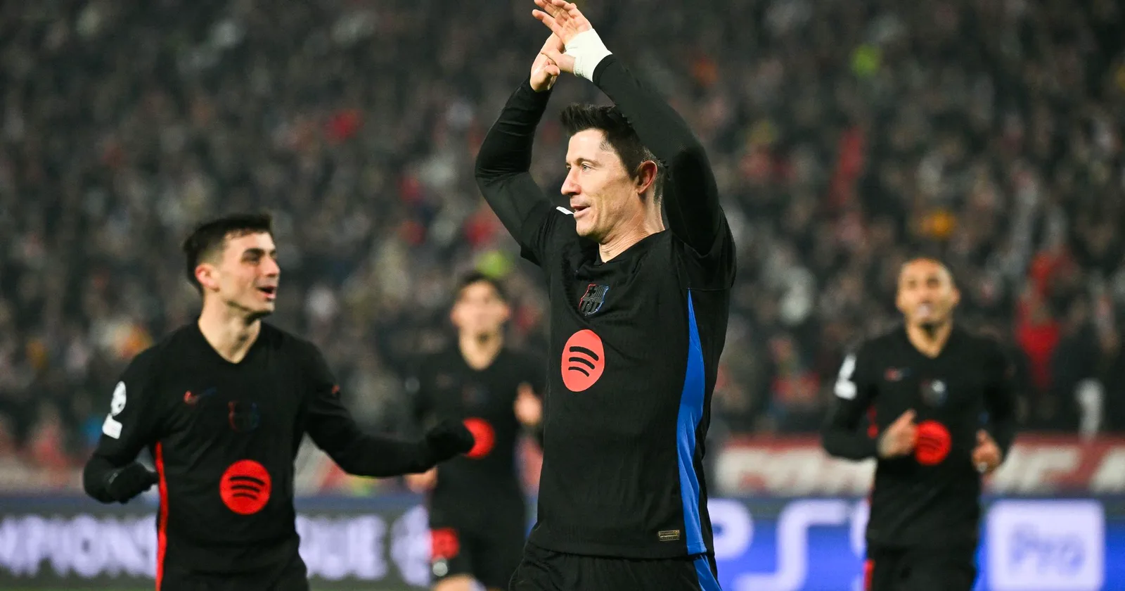 Robert Lewandowski de Barcelone soutenu pour battre la marque de buts de Lionel Messi en Ligue des champions – « Ce n’est pas impossible »