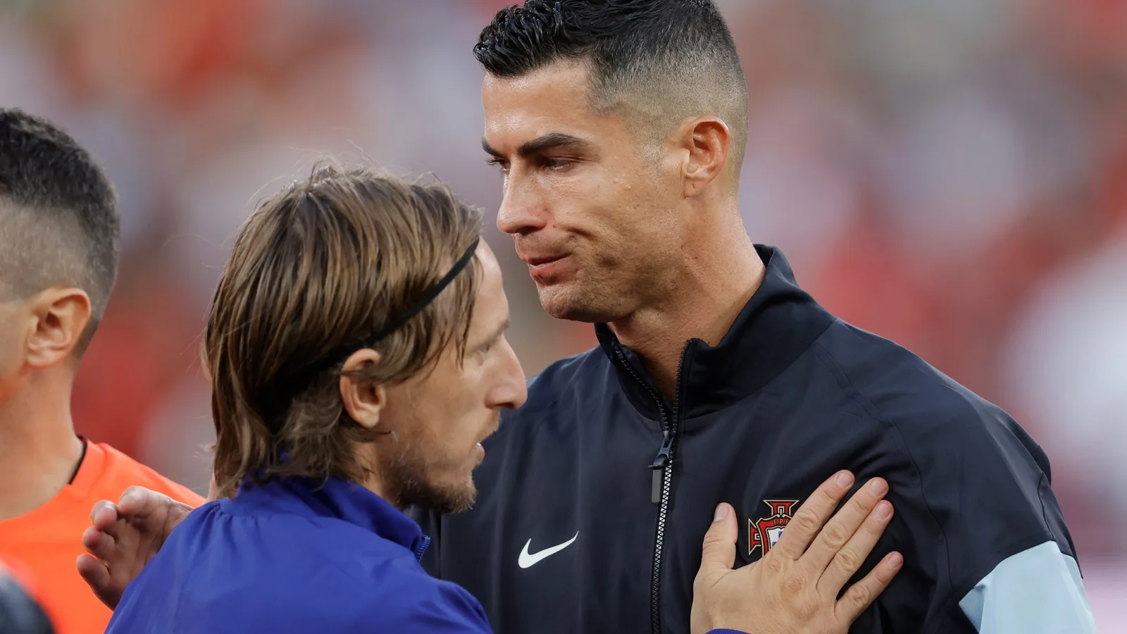 Luka Modric snobe Lionel Messi et Cristiano Ronaldo alors qu’il construit l’équipe ultime à six