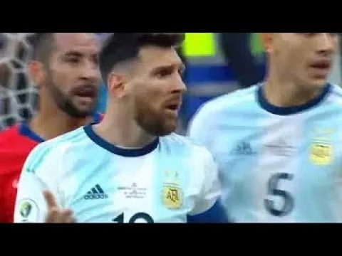 Lionel Messi & Gary Medel Red Card — Copa America 2019