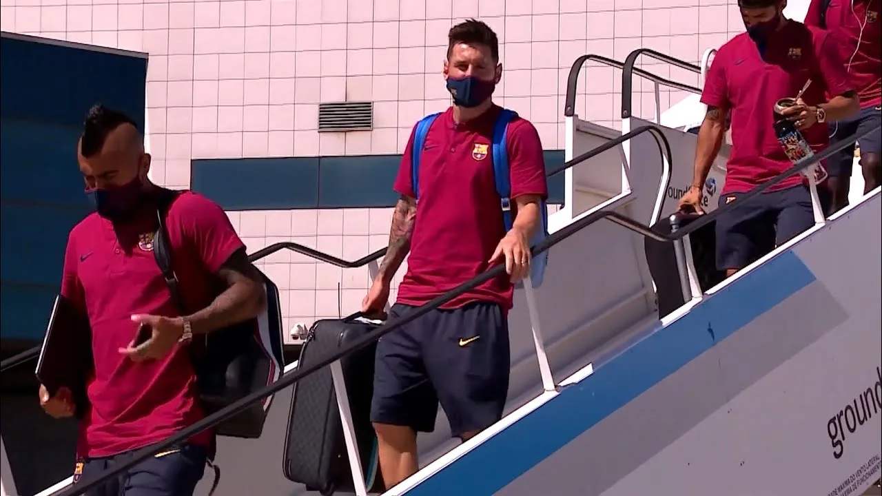 Lionel Messi Travels As Barcelona Arrive In Lisbon For Final