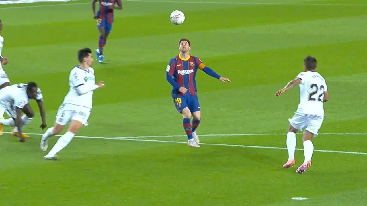 Lionel Messi is THE GOAT ! What he did tonight was AMAZING 🐐