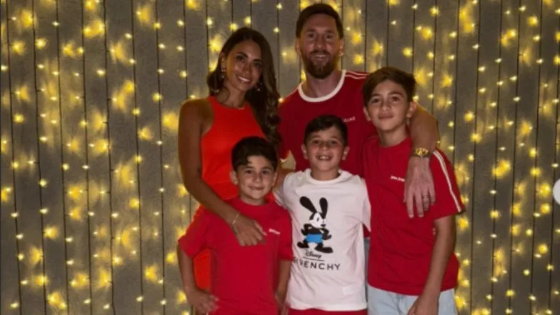 Antonela Roccuzzo, l’épouse de Lionel Messi, partage des photos sur Instagram avec sa famille ; Un couple célèbre Noël 2024 (voir le message)