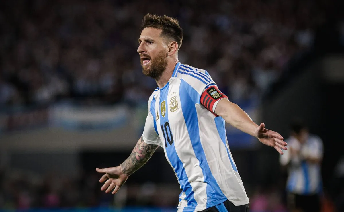 Lionel Messi et Cristiano Ronaldo nommés finalistes du FIFPRO Men’s World 11, des camouflets surprenants de grandes stars