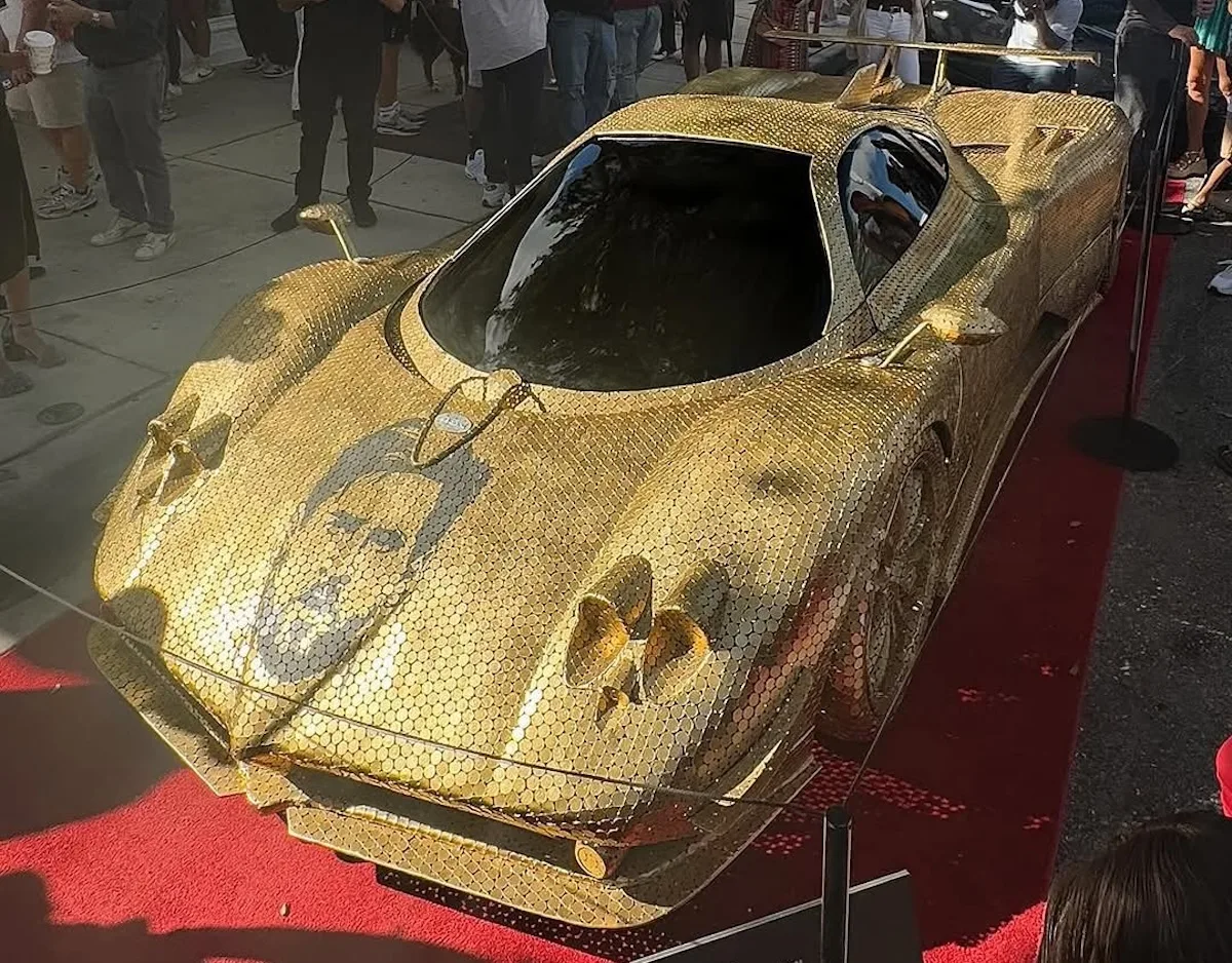Cet artiste rend hommage à Lionel Messi en fabriquant une supercar avec 100 000 pesos