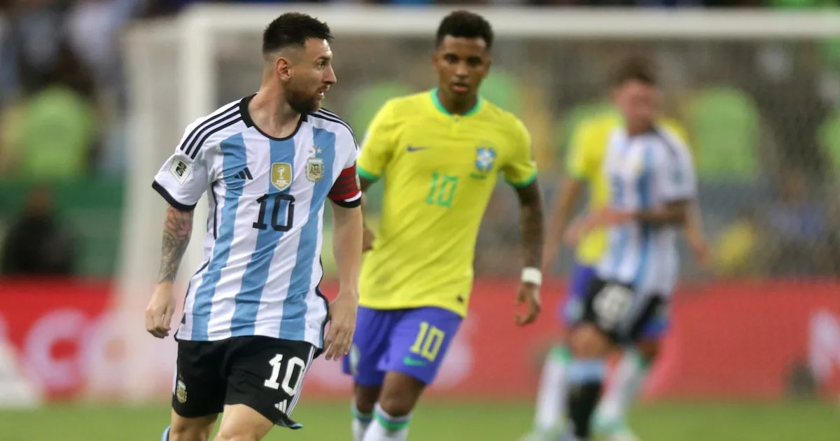 Lionel Messi montre son impressionnante collection de maillots de l’équipe nationale argentine ; regarder