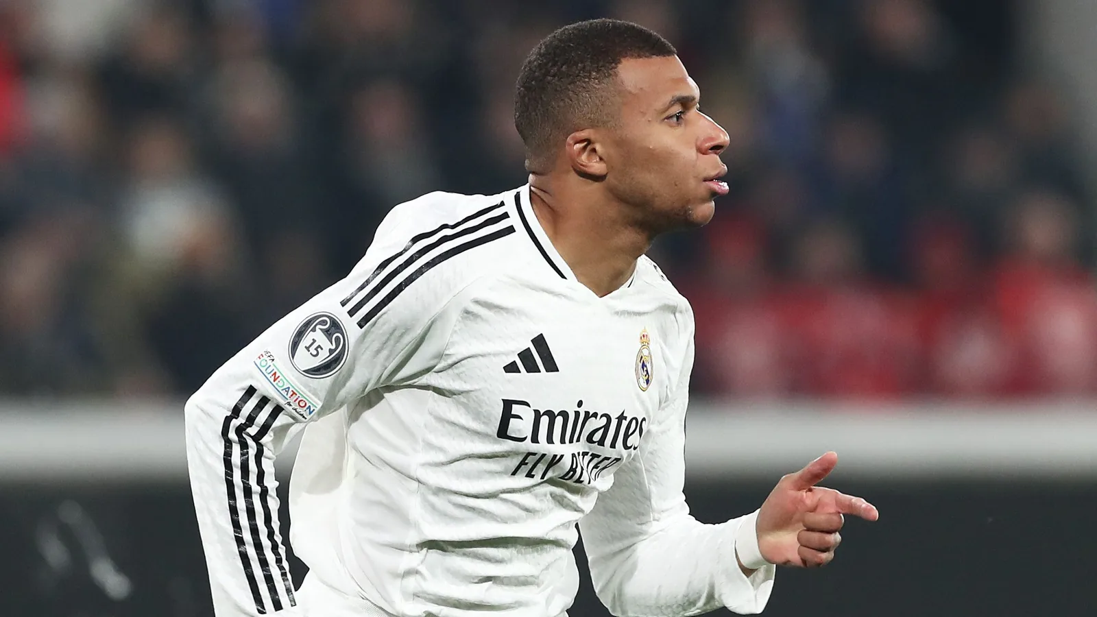 Kylian Mbappe franchit une étape importante en Ligue des champions, surpassée seulement par Lionel Messi avec un but pour le Real Madrid à l’Atalanta
