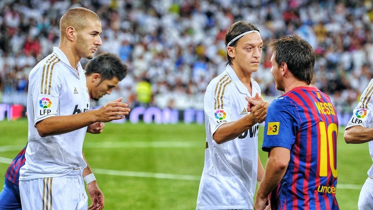 Real Madrid 4-5 Lionel Messi  ► €600 Million Team vs