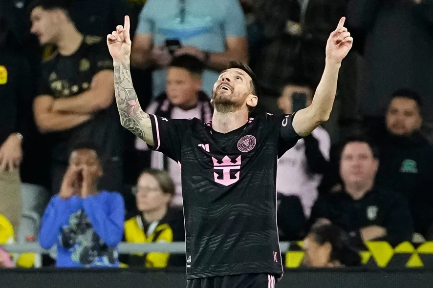 Lionel Messi énerve les fans du Club America avec une nouvelle célébration de but