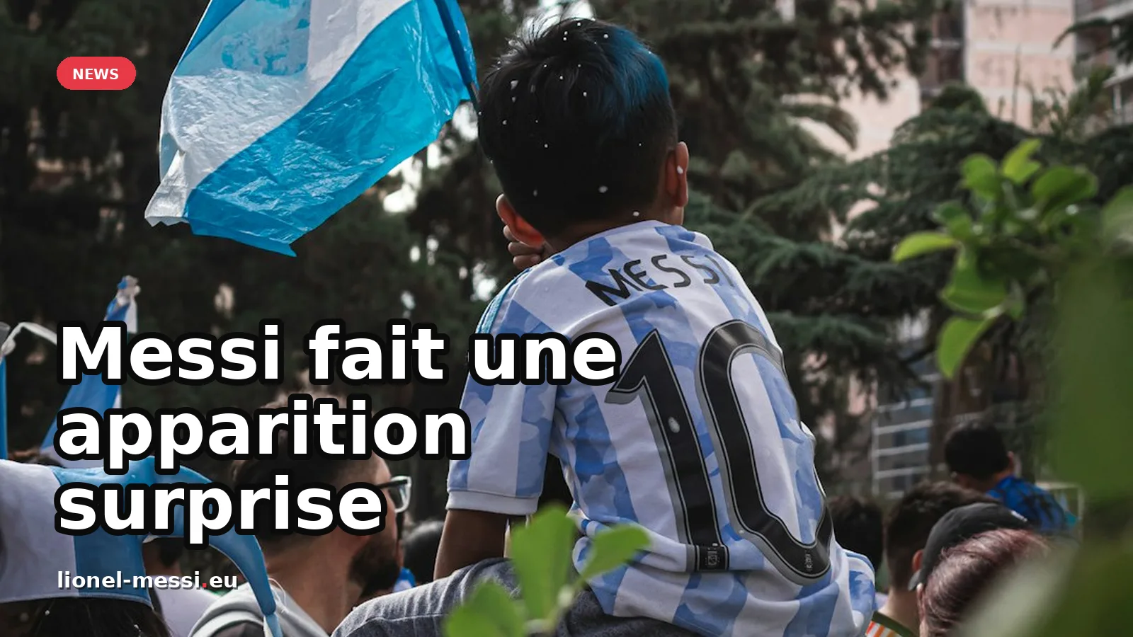 Messi fait une apparition surprise avec ses fils à Cornellà
